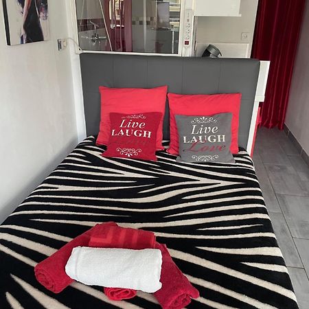 Naturist Paradise In « Swinging Cap » Agde Buitenkant foto